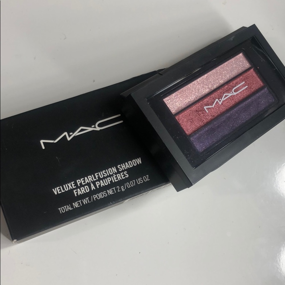 MAC Eyeshadow palette